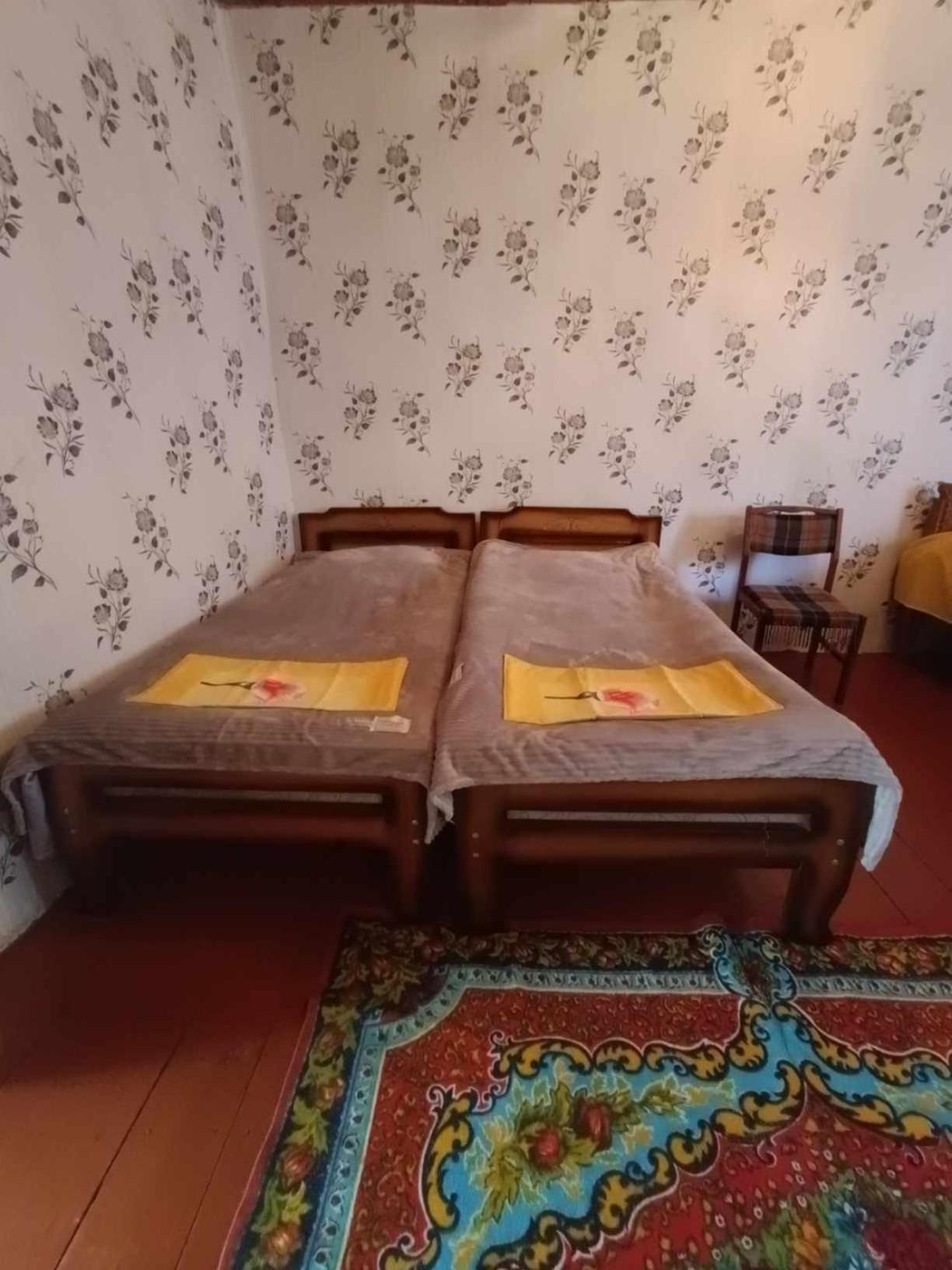 Guest House In Zhabeshi Lali Exterior photo